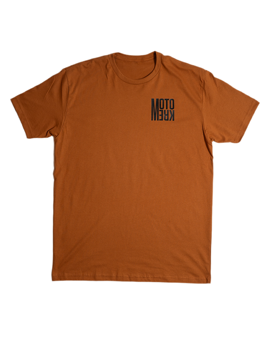 Badge T - Clay